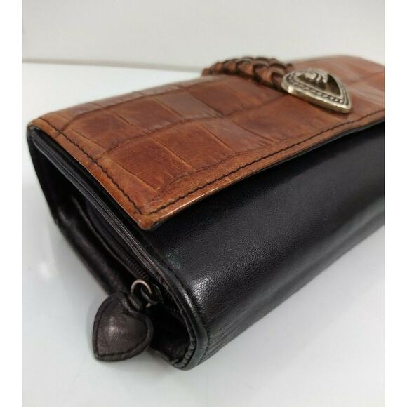 Brighton Burgundy Leather Crocodile Embossed Pockets Credit Card Crossbody Bag - Picture 6 of 13